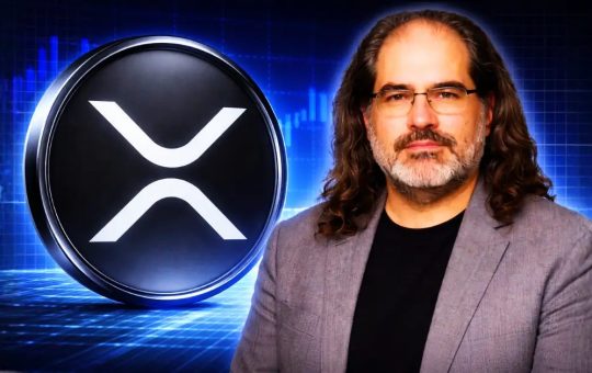 'Going To The Moon Is A Solved Problem,' Says David Schwartz On What’s Holding XRP Back