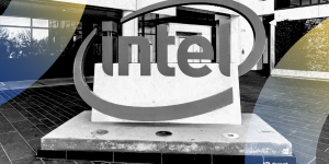 Intel Stock Suffers Worst Crash in 50 Years as Weak Forecast Overshadows AI Chip Demand