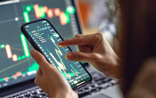 Wall Street Veterans Unveil DeFi Platform for 77 TradFi Markets