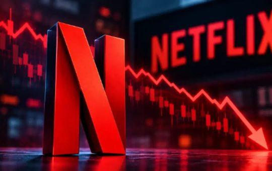 Why Is Netflix (NFLX) Stock Falling? 3 Key Factors to Watch