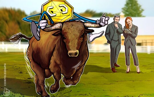 Bullish crypto traders maintain the upper hand despite the total market cap rejecting at $1T