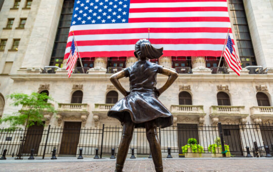 Bitcoin diverges from the FX market and ignores the recent dollar’s strength