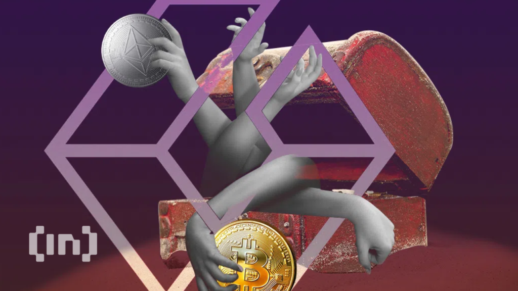 Is DCG Offloading Grayscale Shares a Sign of Impending Trouble?