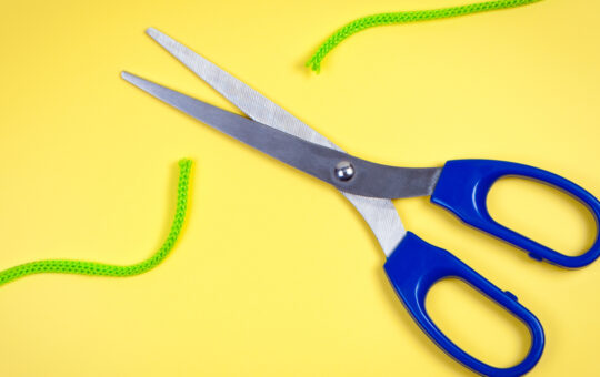 Coinbase Severs Ties With Silvergate Bank Amidst JPMorgan Downgrade and Delayed SEC Filing