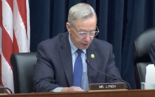 Lawmakers Reveal Differences on Stablecoin Bills in House Hearing — Will They Find Consensus?