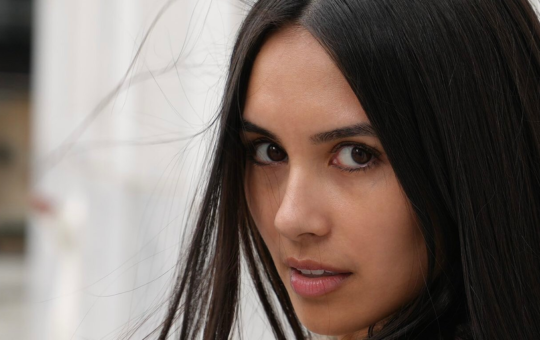 This 23-Year Old Snapchat Star Can Be Your AI Girlfriend—For a Price