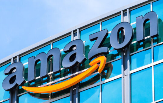 Amazon Adds Self-Publishing Restrictions to Counter Flood of AI Books