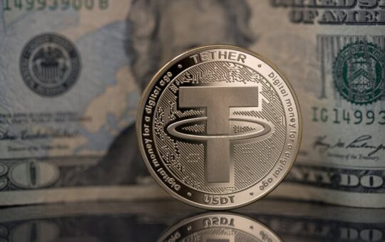 Tether's Stablecoin USDT 'Has a Peg Stability Problem', Claims Analyst