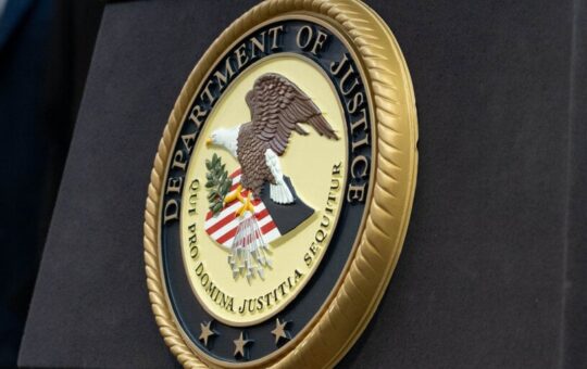 SafeMoon Founders Arrested as DOJ Unseals Indictment, SEC Files Charges