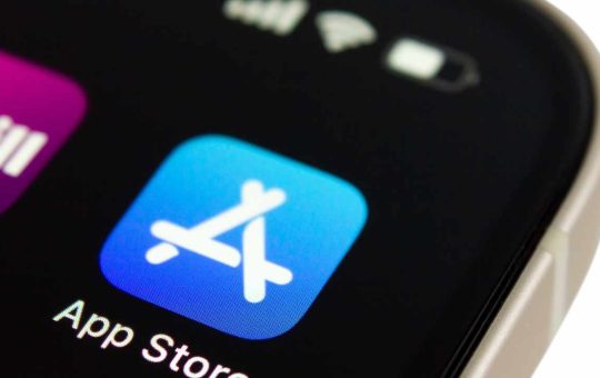 Malicious Crypto Wallet App Submitted to Apple Store Leads to Fraud Charges