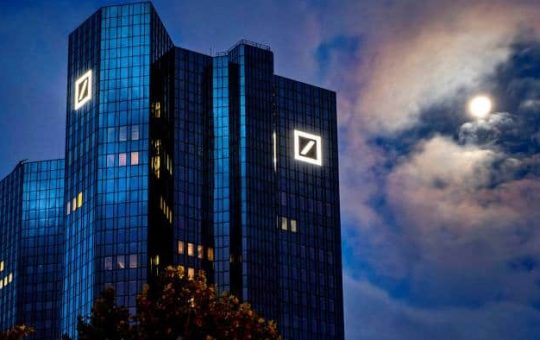 Deutsche Boerse’s Clearstream to Launch BTC and ETH Custody for Institutions: Report