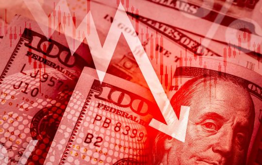 Dollar Collapse Nears: Peter Schiff Says Ending Reserve Status Is Only Way Out