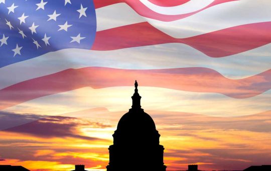 Ripple CEO Sees Stablecoins Exploding Globally, Calls for Rapid US Regulation