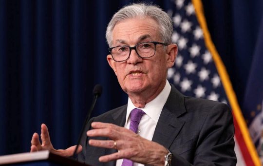 Bitcoin Climbs After Powell Says Crypto ‘Is Becoming Much More Mainstream’