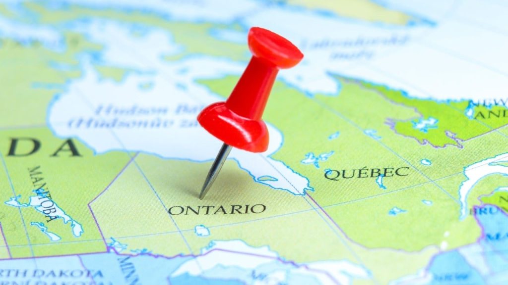 Hut 8 Secures Major Power Contracts in Canada