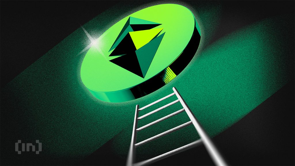 Crypto Inflows Surge on Weak US Economic Data