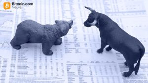Fundstrat’s Tom Lee Dismisses Market Collapse, Calls Pullback a ‘Buying Opportunity’