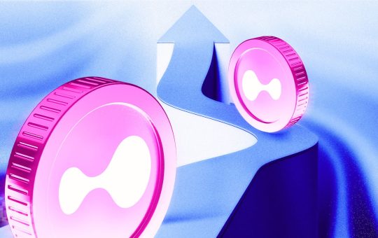 Why Does HYPE Benefit as Market Liquidations Grow Larger?