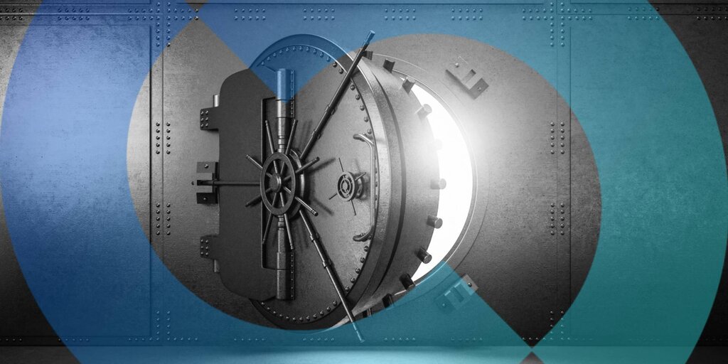 Irish Gangs Are Renting Private Vaults to Hide Crypto Keys