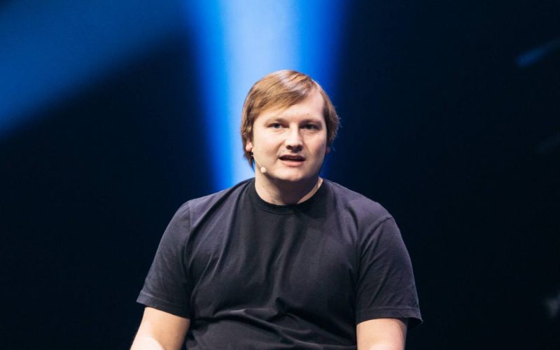 Aave Founder Warns EU MiCA Review Could Restrict DeFi Access