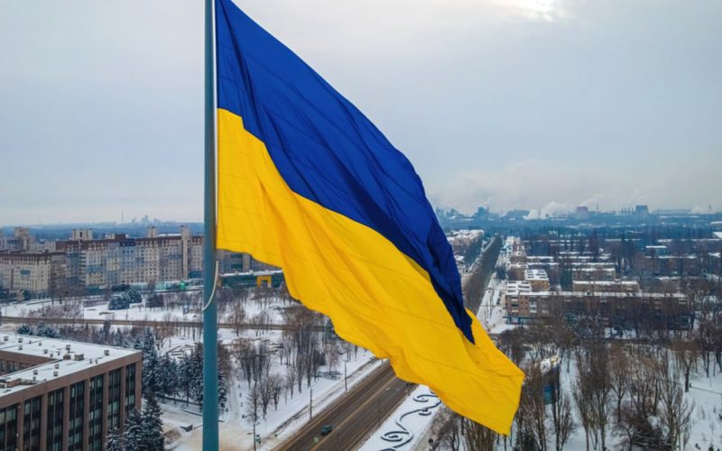 Ukraine's 'Kinetic Sanctions' Disrupt Russian A7A5 Stablecoin Services: Elliptic